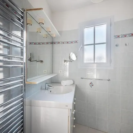 Charmante Maison Avec Piscine Partagee 別荘 *